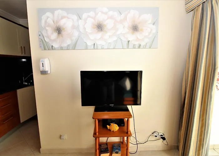 Waves View- Αλμπουφέιρα