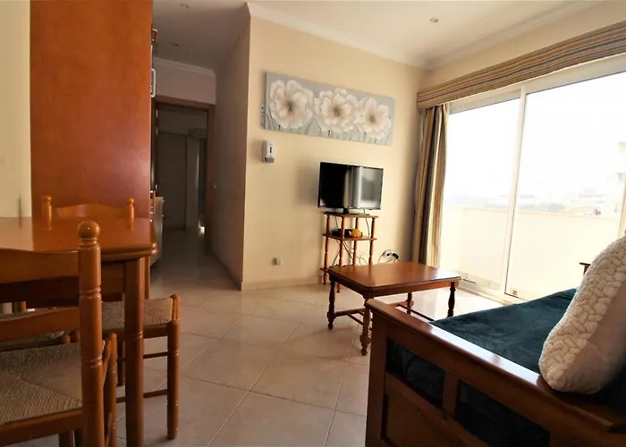 Waves View- * 阿尔布费拉